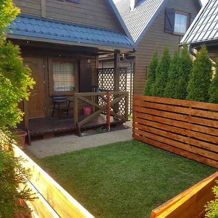 Całoroczne Domki Nad Morzem I Jeziorem Jezierzany Zewnętrze zdjęcie